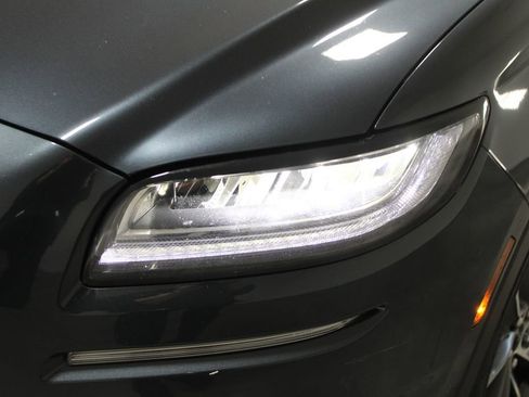 Used 2023 Lincoln Nautilus Reserve image 57