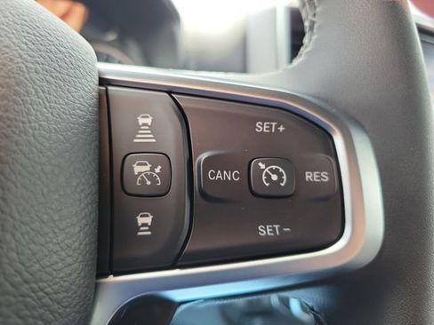 New 2026 RAM 1500 4x4 Crew Cab image 17