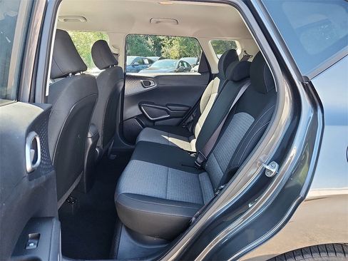 Used 2021 Kia Soul S image 10