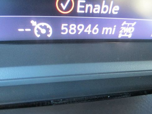 Used 2019 GMC Sierra 1500 SLT image 26