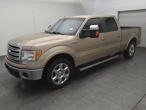 Used 2014 Ford F150 Lariat w/ Lariat Chrome Package image 2