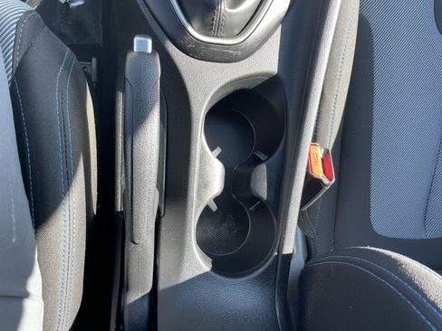 Used 2019 Hyundai Veloster 2.0 image 23