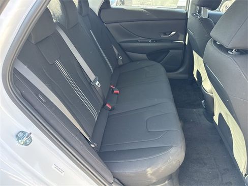 New 2026 Hyundai Elantra Blue image 15