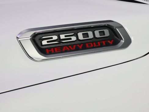 Used 2020 RAM 2500 Laramie AWD/4WD image 32