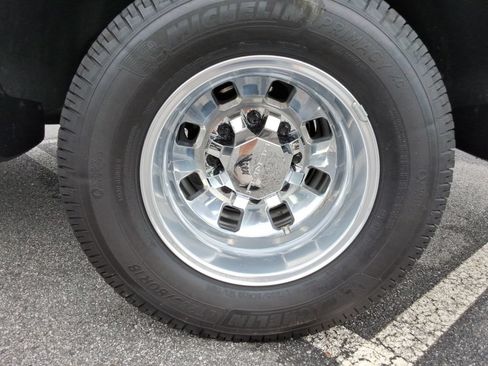 Used 2025 GMC Sierra 3500 Denali Ultimate AWD/4WD image 14