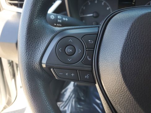 Used 2025 Toyota Corolla LE image 23