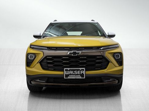 Used 2024 Chevrolet TrailBlazer ACTIV w/ Convenience Package image 2