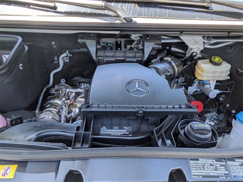 New 2025 Mercedes-Benz Sprinter 2500 image 11