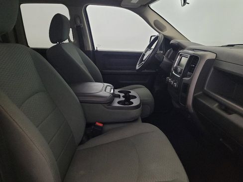 Used 2018 RAM 1500 Express AWD/4WD image 21