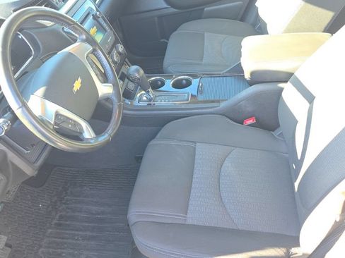 Used 2016 Chevrolet Traverse LT FWD image 15