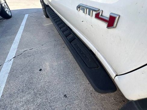 Used 2021 GMC Sierra 1500 AT4 w/ AT4 Premium Package AWD/4WD image 40