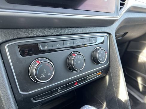 Used 2018 Volkswagen Atlas SE image 11