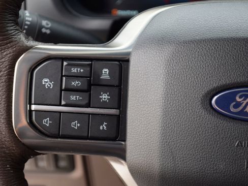 Used 2025 Ford F150 King Ranch w/ FX4 Off-Road Package AWD/4WD image 9