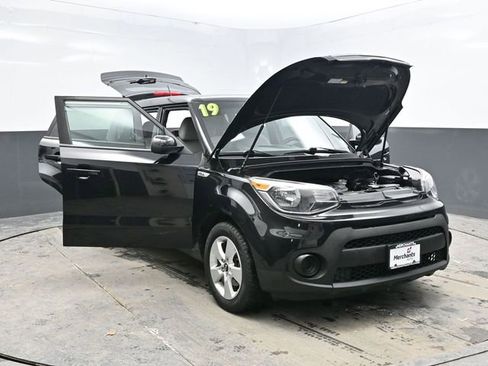 Used 2019 Kia Soul image 38