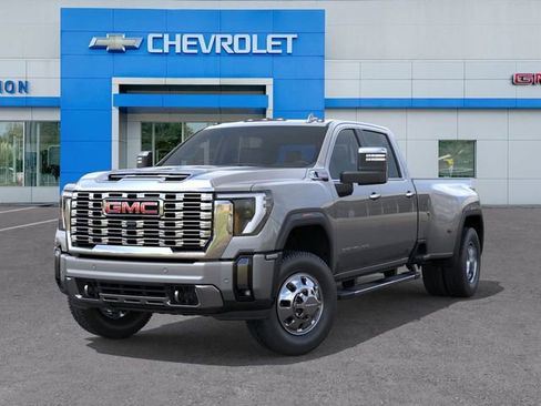 New 2026 GMC Sierra 3500 Denali w/ Denali Reserve Package image 6