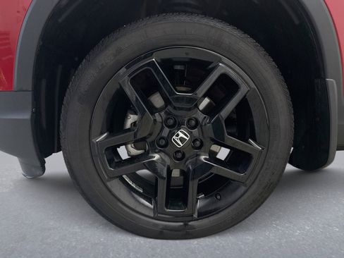 Used 2025 Honda Passport Black Edition image 21