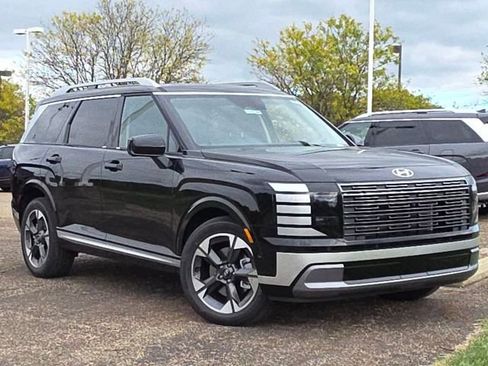 New 2026 Hyundai Palisade Limited image 2
