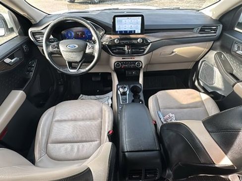 Certified 2020 Ford Escape Titanium w/ Titanium Premium Package 2.0 image 13