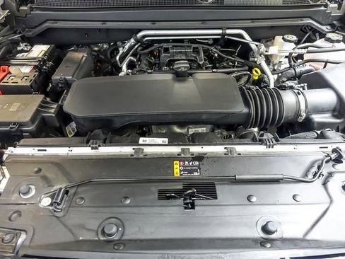Used 2026 Chevrolet Colorado Z71 AWD/4WD image 32