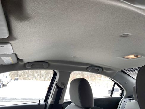 Used 2017 Chevrolet Sonic LT w/ Convenience Package image 23