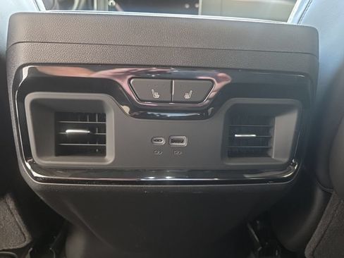 Used 2026 GMC Sierra 2500 AT4X AWD/4WD image 44