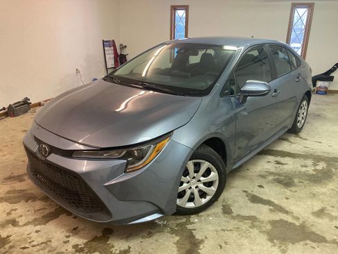 Used 2021 Toyota Corolla LE image 1