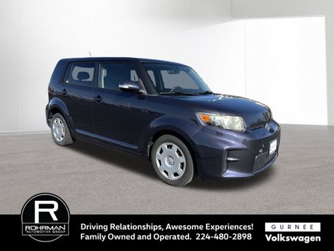 Used 2012 Scion xB image 2