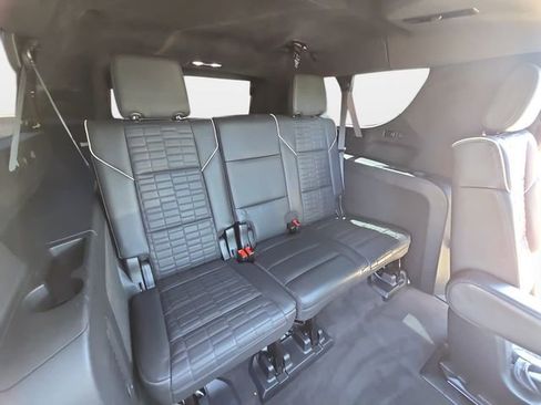 Used 2023 Cadillac Escalade ESV V w/ LPO, Floor Liner Package AWD/4WD image 14