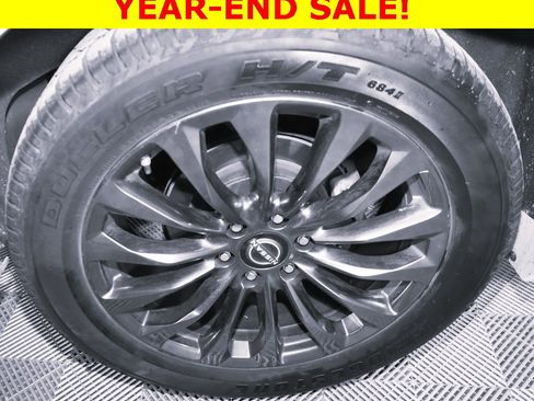 Used 2023 Nissan Armada Platinum w/ Captain's Chairs Package image 7