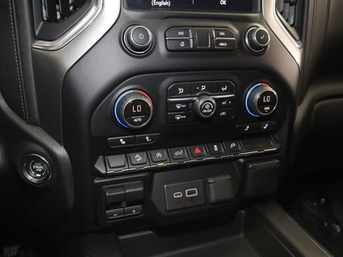 Used 2019 Chevrolet Silverado 1500 LT Trail Boss AWD/4WD image 26