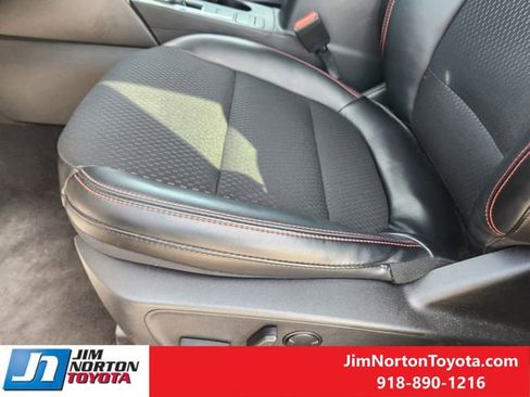 Used 2025 Ford Escape ST-Line image 24