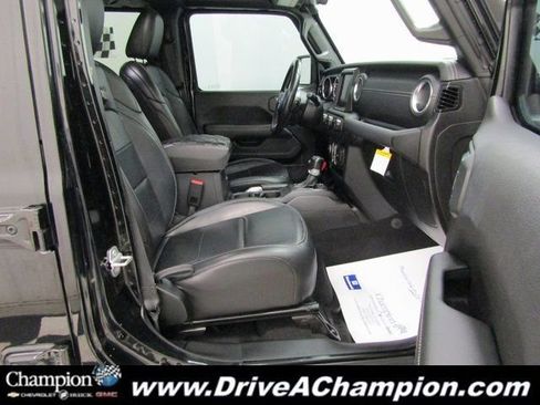 Used 2021 Jeep Gladiator Overland w/ Popular Equipment Package image 40