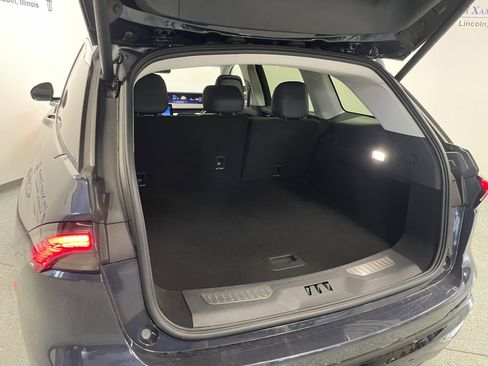 Used 2024 Lincoln Nautilus Premier w/ Equipment Group 102A image 27