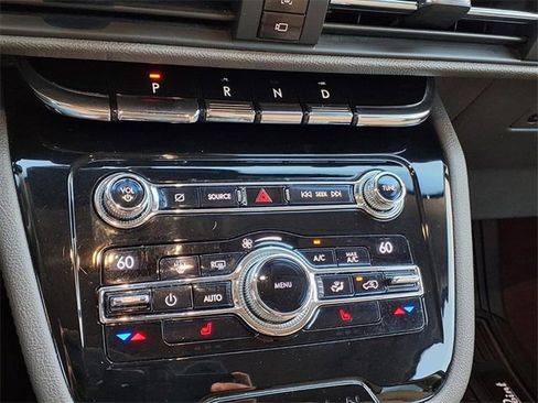 Used 2020 Lincoln Corsair FWD w/ Equipment Group 101A image 20