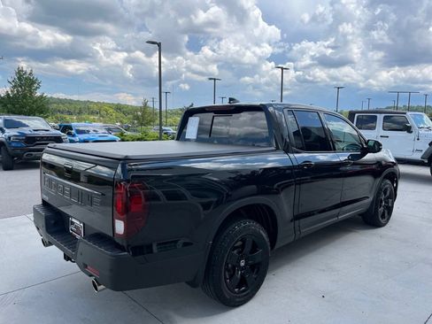 Used 2025 Honda Ridgeline Black Edition image 23