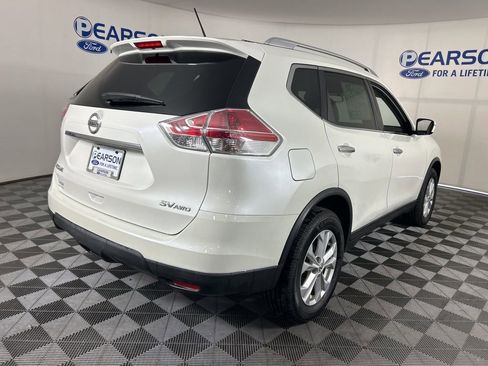 Used 2016 Nissan Rogue SV AWD/4WD image 5
