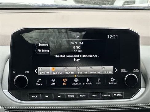 Used 2023 Nissan Rogue Platinum image 12