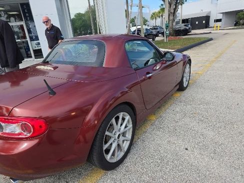Used 2012 MAZDA MX-5 Miata Grand Touring RWD image 3