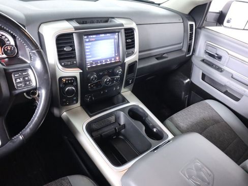 Used 2018 RAM 1500 Big Horn AWD/4WD image 28