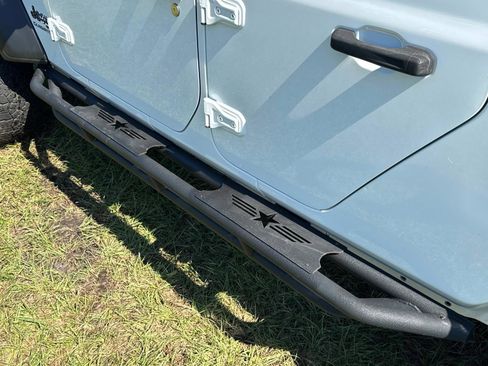 Used 2020 Jeep Gladiator Sport w/ Quick Order Package 24S image 11