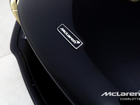 Used 2019 McLaren Senna RWD image 35