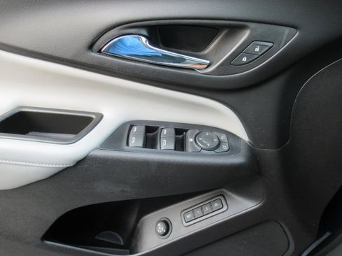 Used 2019 Chevrolet Equinox Premier FWD image 21