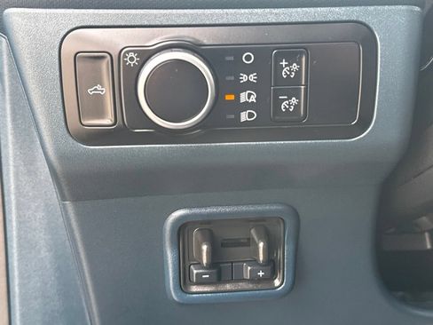 Certified 2025 Ford Maverick XLT w/ 4K Tow Package AWD/4WD image 25