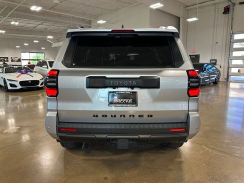 Used 2025 Toyota 4Runner TRD Off-Road Premium w/ Tow Technology Package AWD/4WD image 7