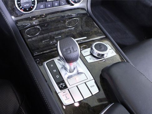 Used 2013 Mercedes-Benz SL 550 image 30