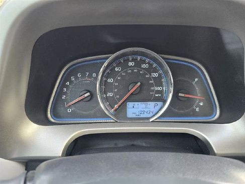 Used 2014 Toyota RAV4 Limited image 37