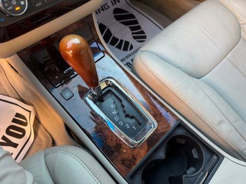 Used 2009 Cadillac DTS image 17