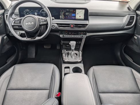 Certified 2024 Kia Seltos SX w/ SX Sunroof Package AWD/4WD image 10