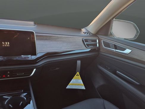 New 2026 Volkswagen Atlas SEL image 62