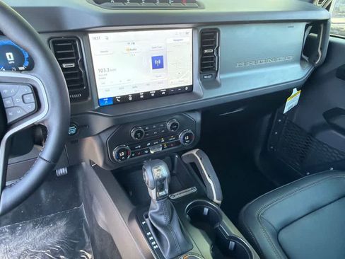 New 2026 Ford Bronco Badlands AWD/4WD image 25